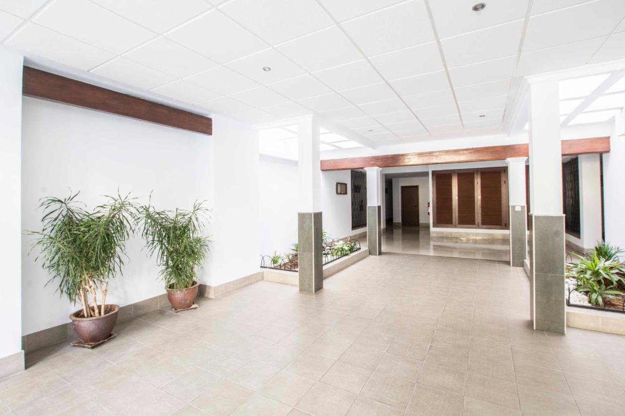 Apartamentos Los Alamos Sardinero Torremolinos Eksteriør billede